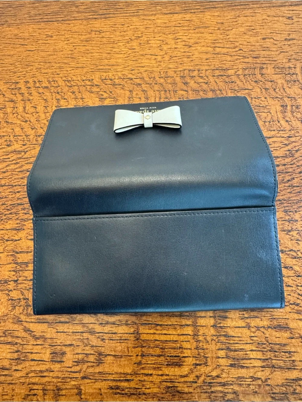 Kate Spade Baldwin Street Nisha Leather Bow Wallet EUC